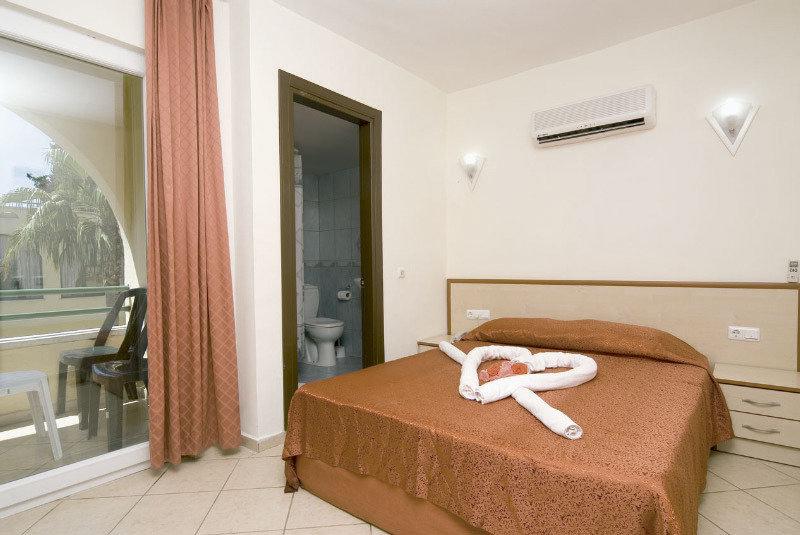Hotel Golden Sun Бельдиби Экстерьер фото